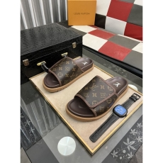 Louis Vuitton Slippers